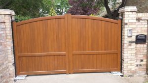 Automatic aluminium gates